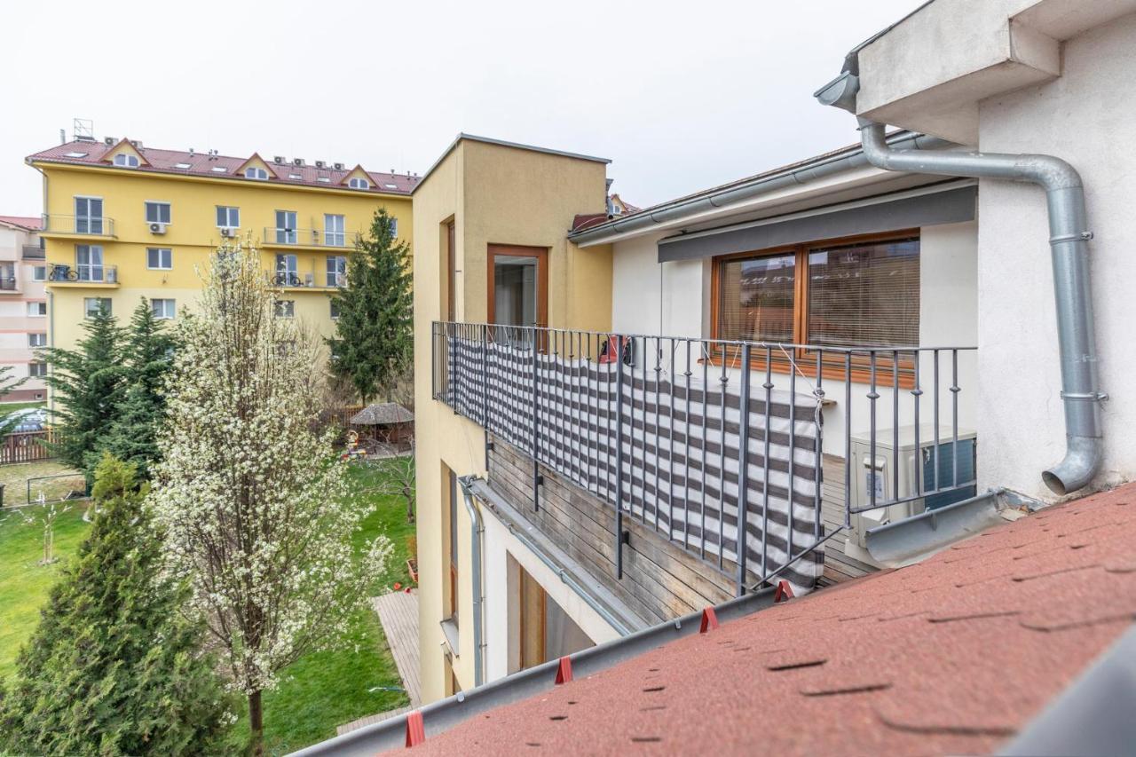 Beautiful And Romantic Penthouse With Two Terraces Bratislava Eksteriør billede