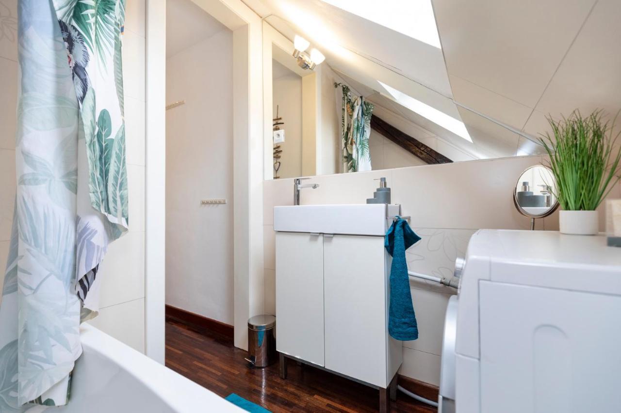 Beautiful And Romantic Penthouse With Two Terraces Bratislava Eksteriør billede