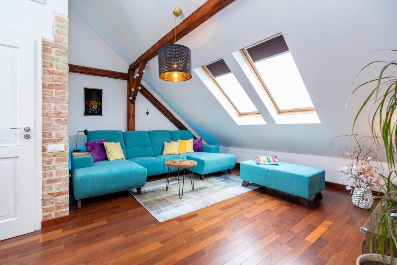 Beautiful And Romantic Penthouse With Two Terraces Bratislava Eksteriør billede
