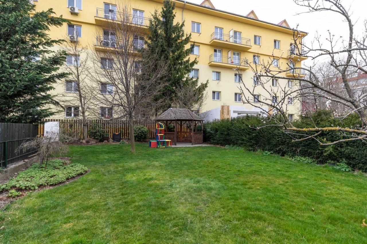 Beautiful And Romantic Penthouse With Two Terraces Bratislava Eksteriør billede